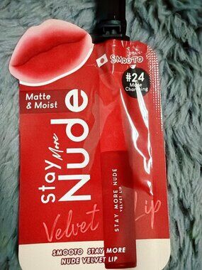 Smooto Stay More Nude Velvet Lip #24 More Charming 3-in-1 Lip Cheek Eye Sachet 2